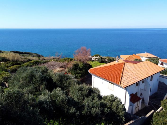 Image No.2-6 Bed House for sale