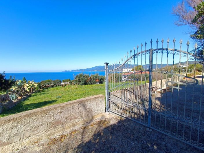 Image No.5-6 Bed House for sale