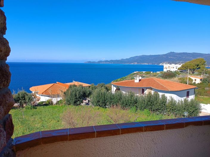 Image No.9-6 Bed House for sale