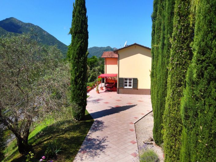 Image No.3-3 Bed House for sale