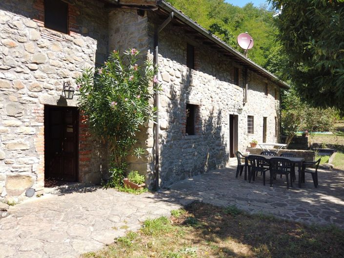 Image No.12-5 Bed Country House for sale