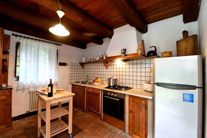 Image No.16-5 Bed Country House for sale