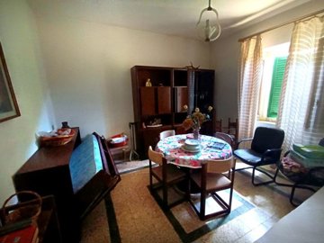 d1732040520251407357