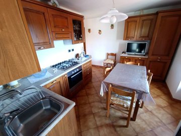 vendita-casa-di-paese-massa-carrara-rif-zbl-1