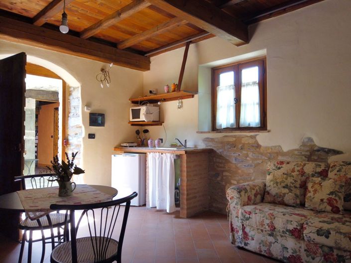 Image No.18-6 Bed Country House for sale