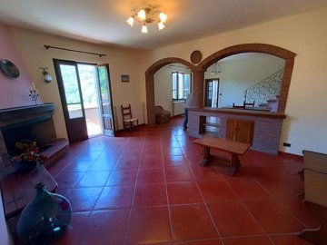 d17280405202509035615