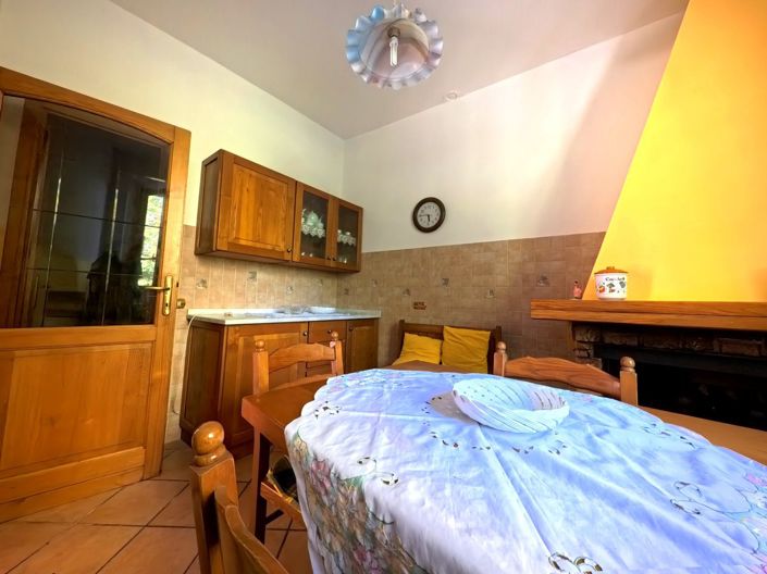 Image No.9-2 Bed House for sale