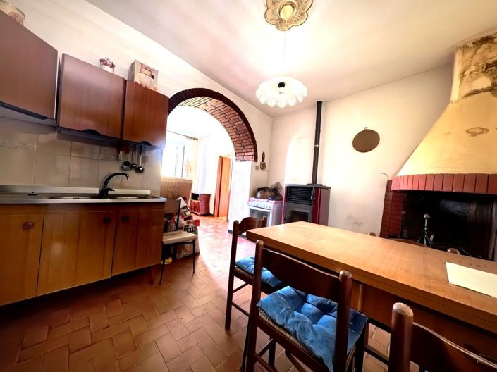 Image No.10-2 Bed House for sale