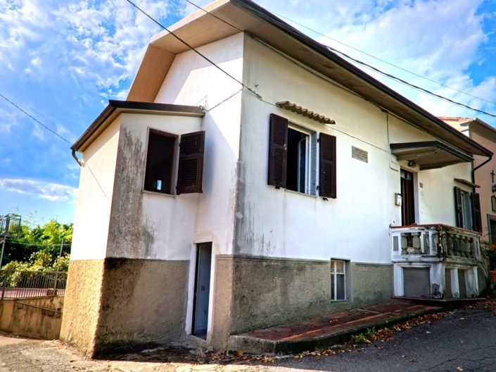 Image No.3-2 Bed House for sale