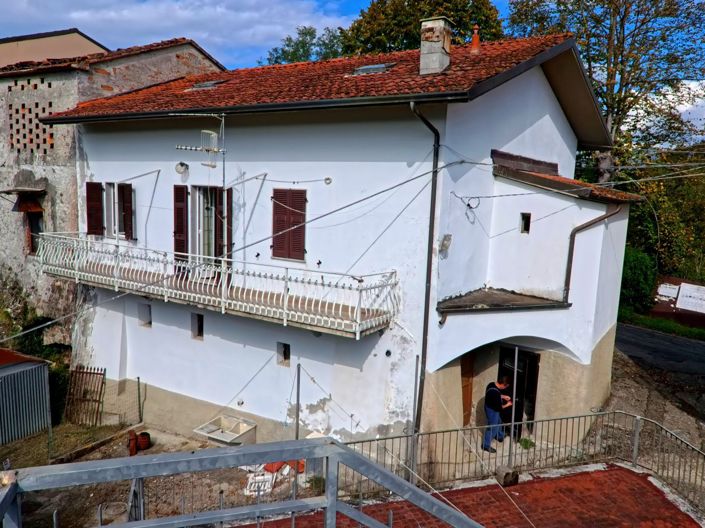 Image No.4-2 Bed House for sale