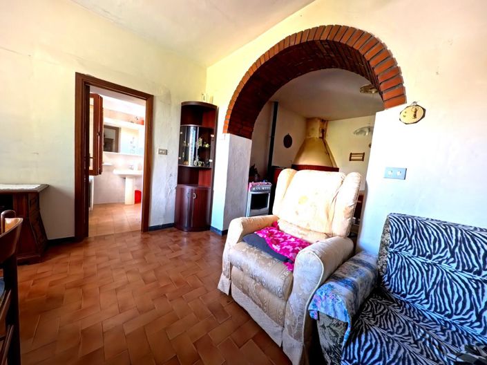 Image No.9-2 Bed House for sale