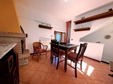 vendita-casa-di-paese-lucca-rif-vgl-1963-la-c