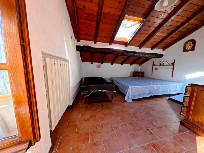 Image No.23-2 Bed House for sale