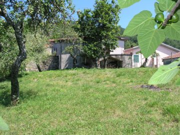 vendita-casa-di-paese-massa-carrara-rif-cee-6