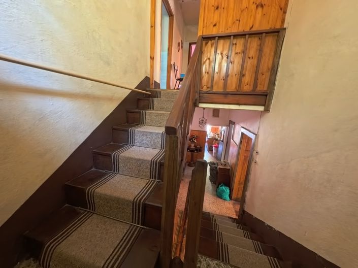 Image No.23-5 Bed House for sale