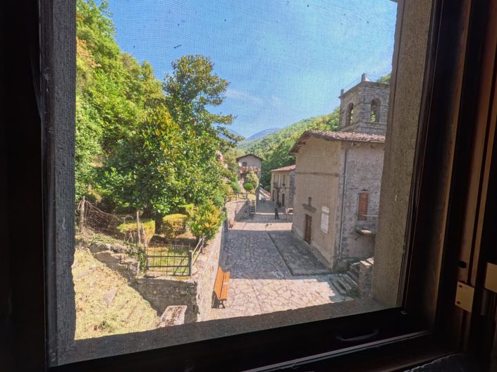 Image No.27-5 Bed House for sale