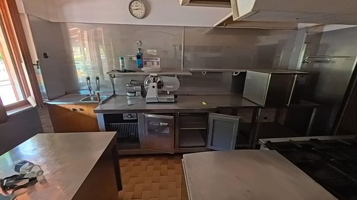 Image No.21-19 Bed House for sale