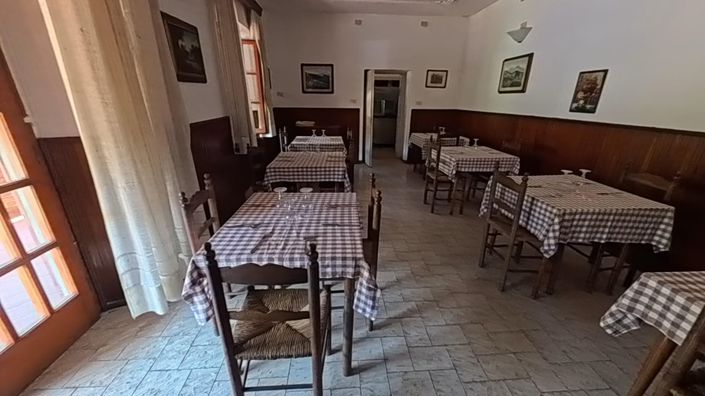 Image No.23-19 Bed House for sale