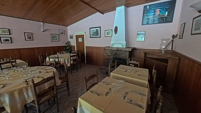 Image No.26-19 Bed House for sale