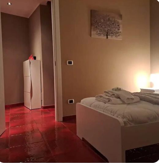 Image No.19-3 Bed House for sale