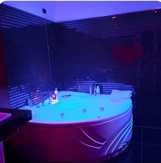 Image No.24-3 Bed House for sale