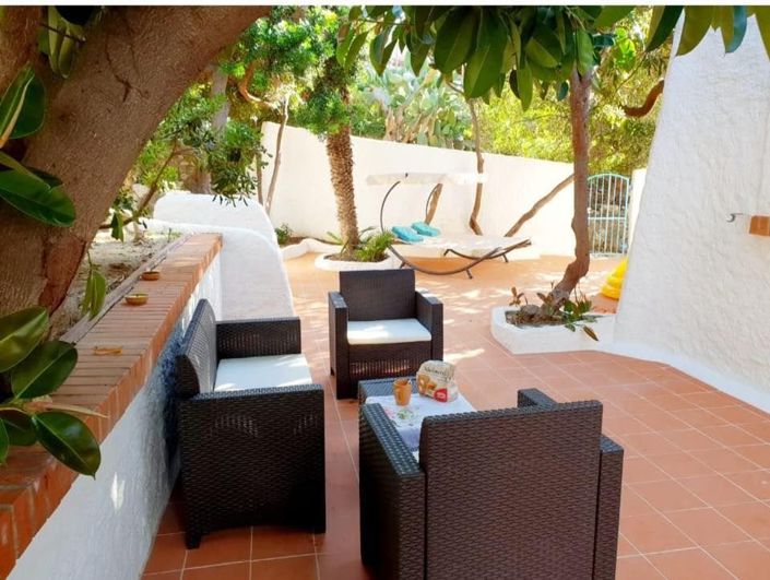 Image No.22-3 Bed House for sale