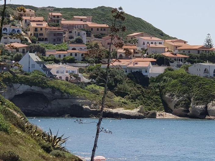 Image No.3-3 Bed House for sale