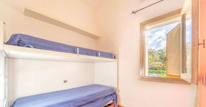 Image No.28-3 Bed House for sale