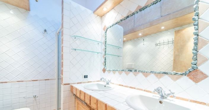 Image No.29-3 Bed House for sale