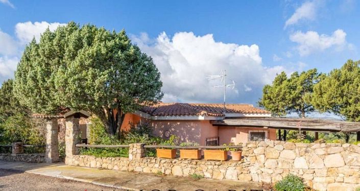 Image No.8-3 Bed House for sale