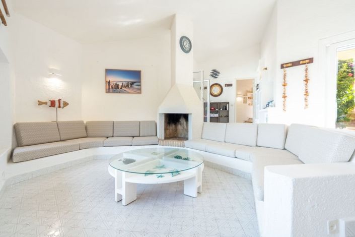 Image No.30-5 Bed House for sale