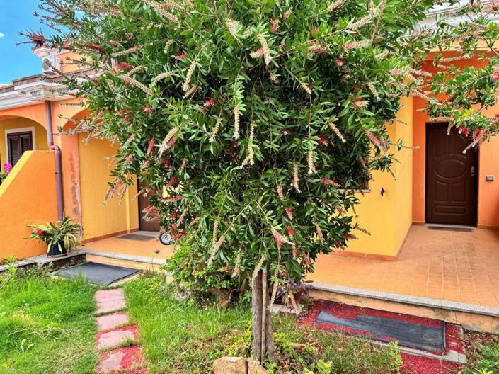 Image No.2-4 Bed House for sale