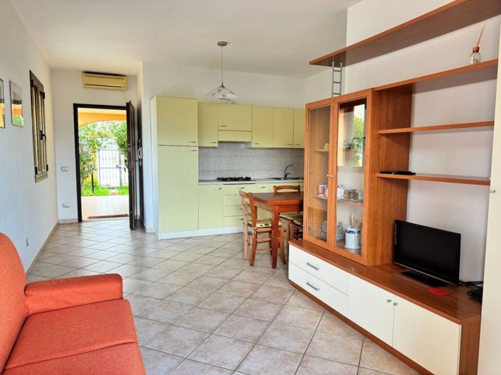 Image No.8-4 Bed House for sale