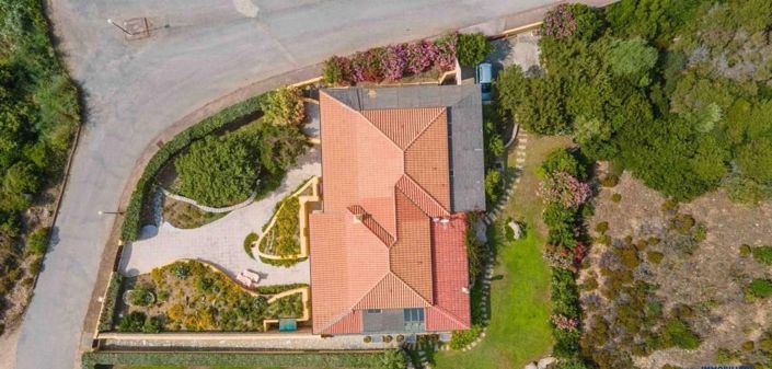 Image No.4-10 Bed House for sale