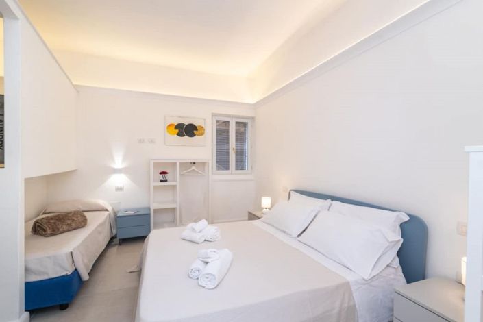 Image No.20-2 Bed Apartment for sale