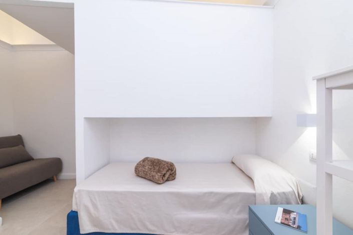 Image No.21-2 Bed Apartment for sale