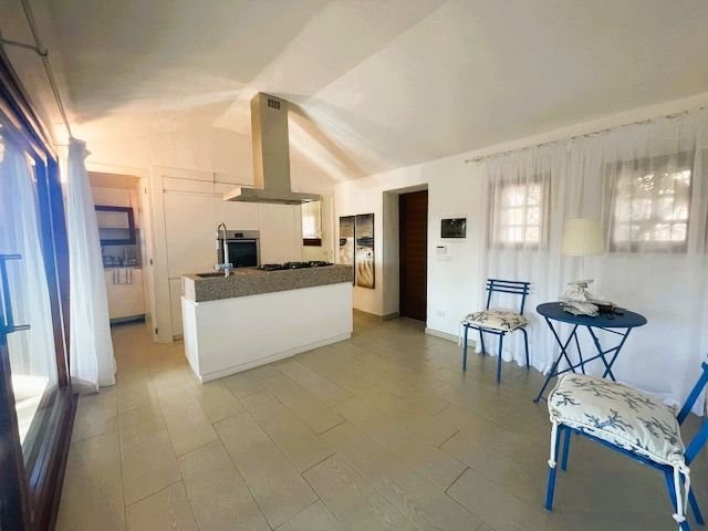 Image No.10-3 Bed Apartment for sale