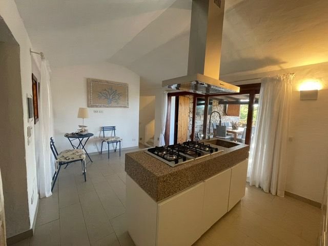 Image No.12-3 Bed Apartment for sale