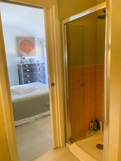 Image No.21-3 Bed Apartment for sale