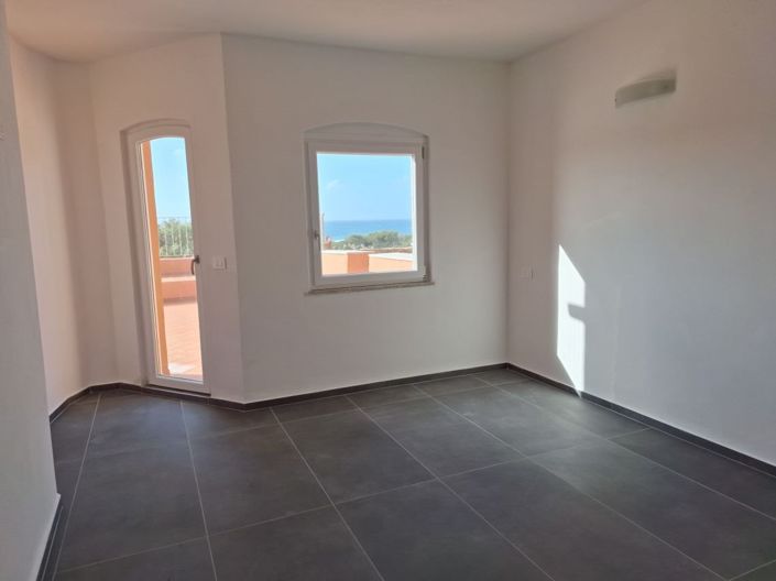 Image No.20-2 Bed House for sale