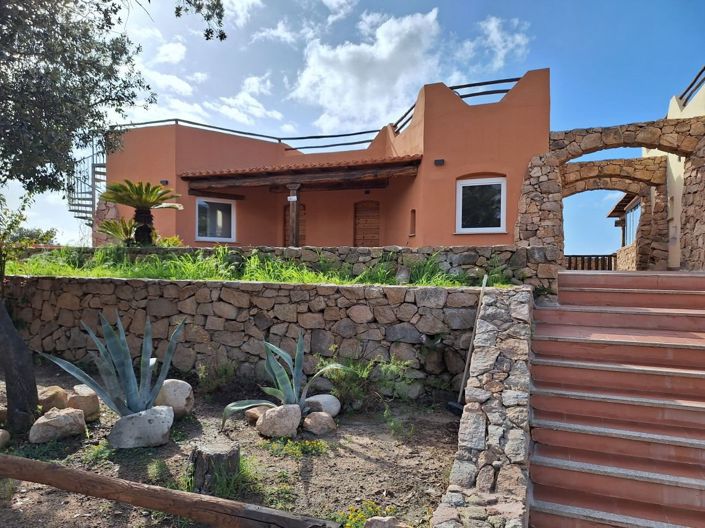 Image No.6-2 Bed House for sale