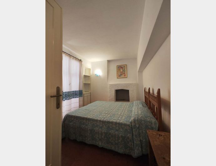 Image No.11-5 Bed House for sale