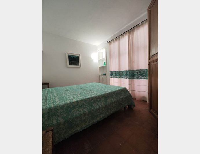 Image No.14-5 Bed House for sale