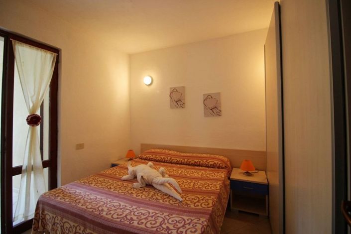 Image No.13-4 Bed House for sale