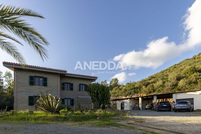 Image No.10-4 Bed House for sale