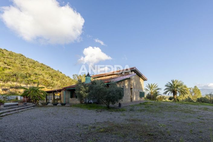 Image No.12-4 Bed House for sale