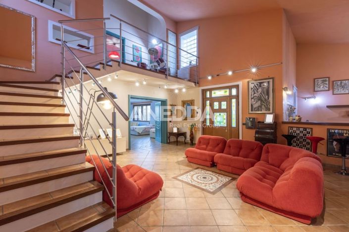 Image No.19-4 Bed House for sale