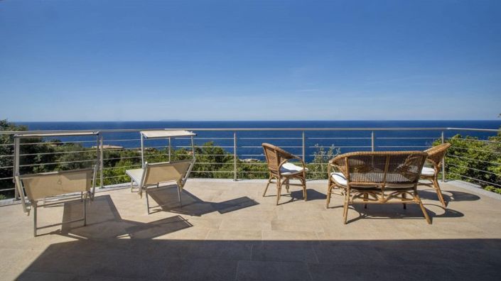 Image No.19-3 Bed House for sale