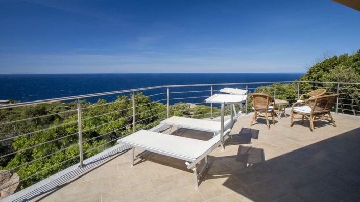 Image No.8-3 Bed House for sale