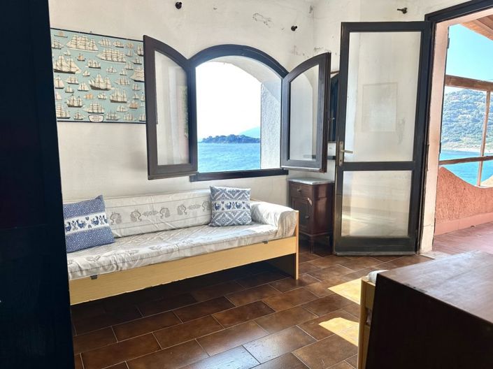 Image No.14-4 Bed House for sale